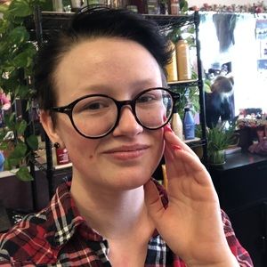 Meet your Posher, Ali